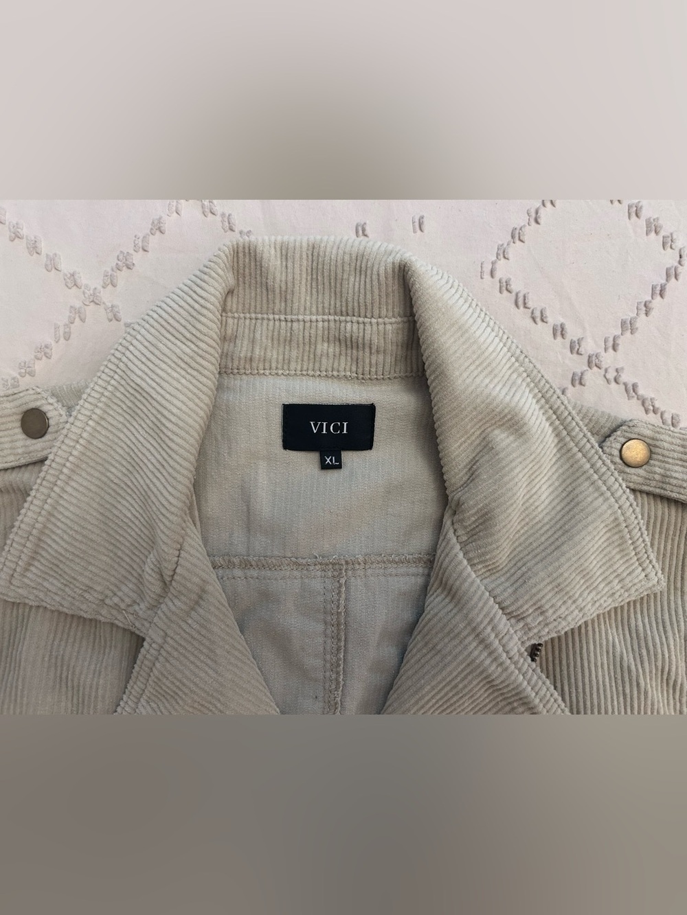 VICI COLLECTION CORDUROY MOTO JACKET - Picture 5 of 11